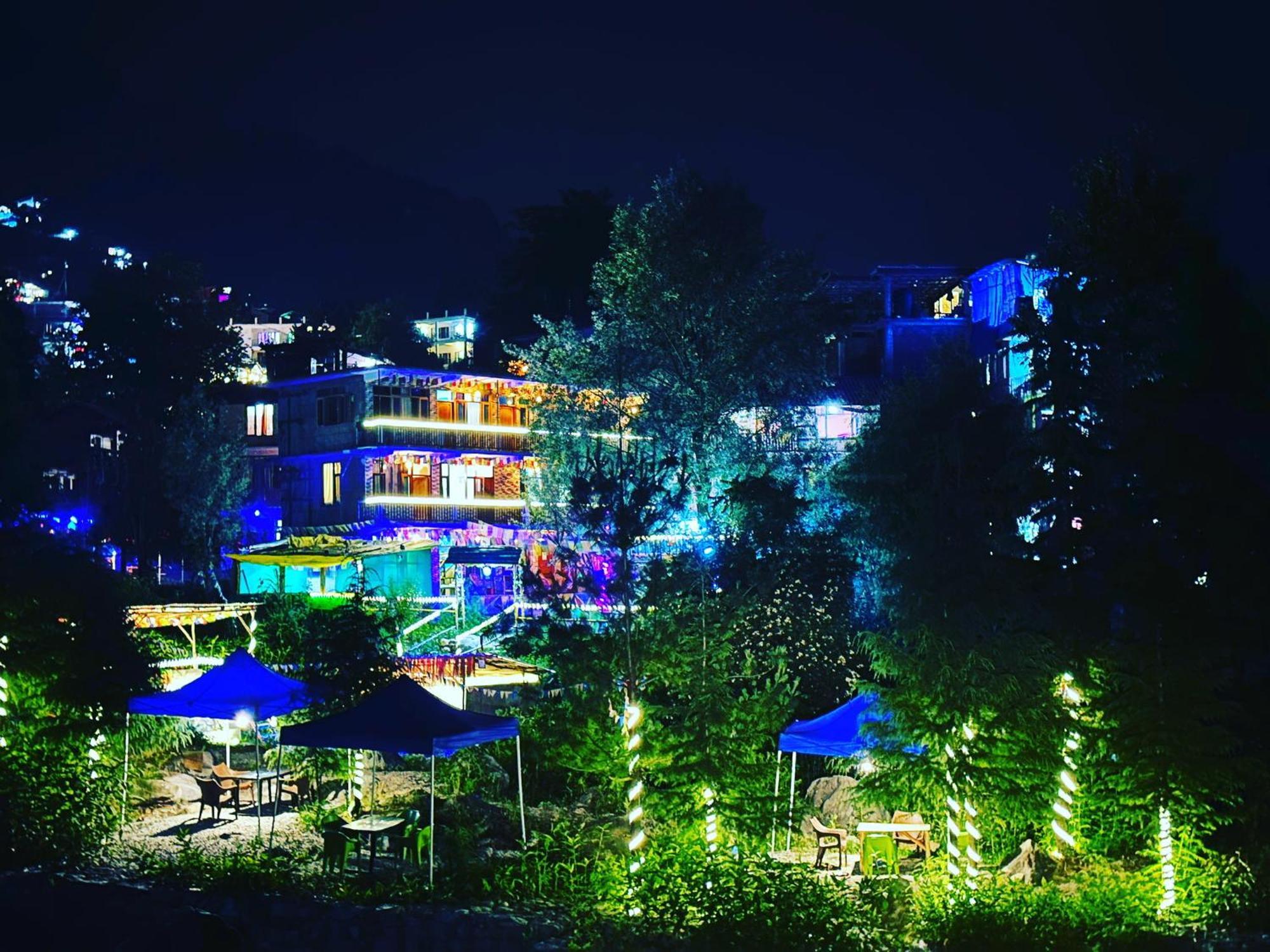 Hostel 360 Degree Manāli Exteriér fotografie